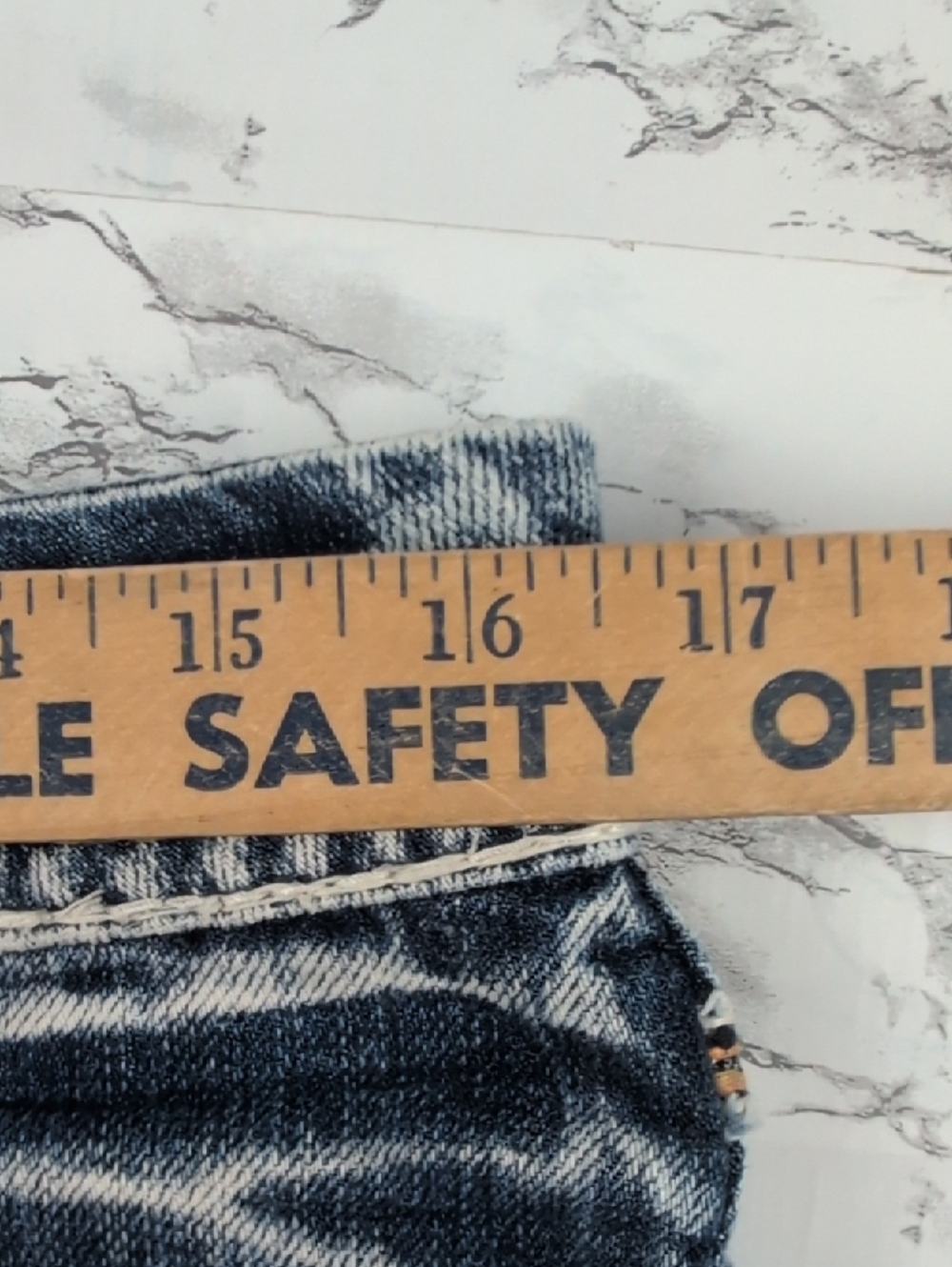 Rock Revival Jayna Shorts Size 29 Distressed Rhinestone Low Rise
Description - Picture 12 of 13